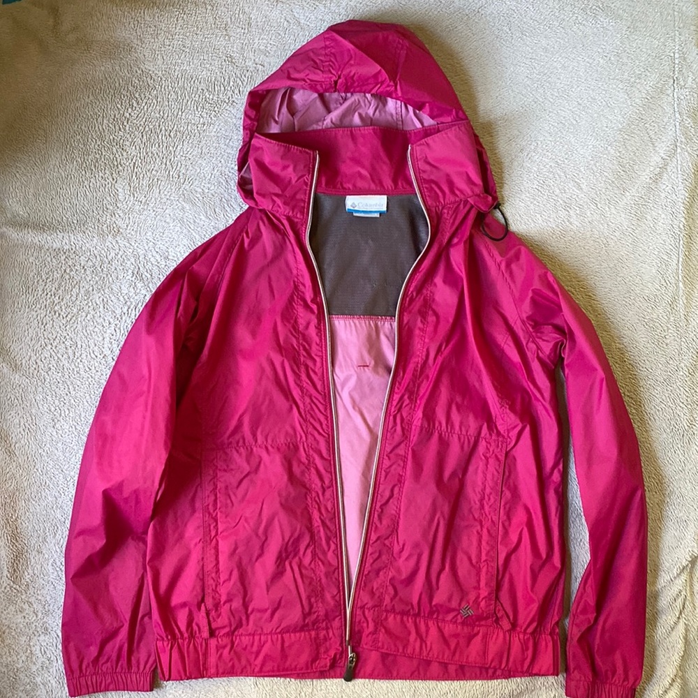 LAST CHANCE*** 𝐂𝐎𝐋𝐔𝐌𝐁𝐈𝐀 Windbreaker